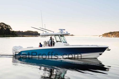 Boston Whaler Outrage 33 tekniska specifikationer och recensioner